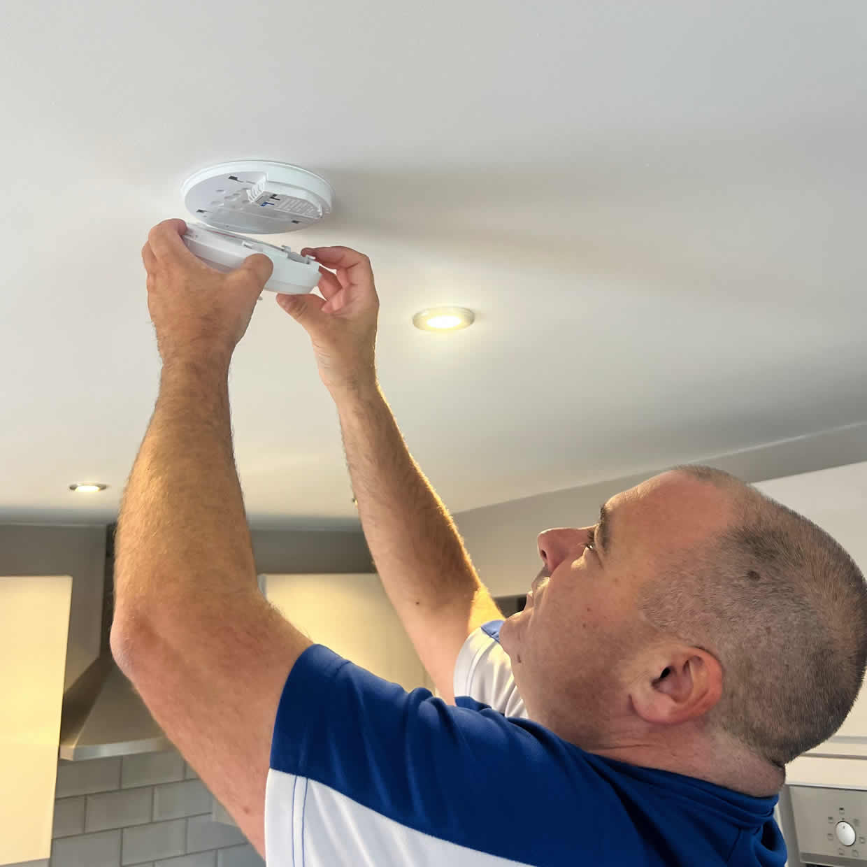 Smoke alarm installation service in Harpenden